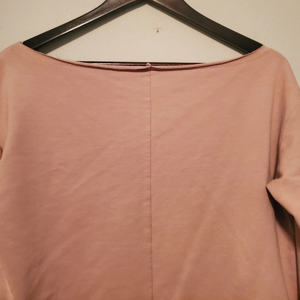 Gymshark Women's Long Sleeve Mauve Wide Neck Cut Out Workout Top Size XS - Picture 10 of 13
